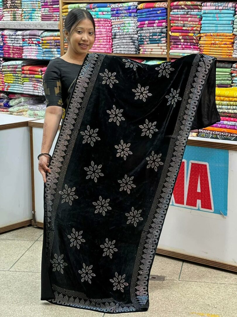 Exclusive Saree - Image 4